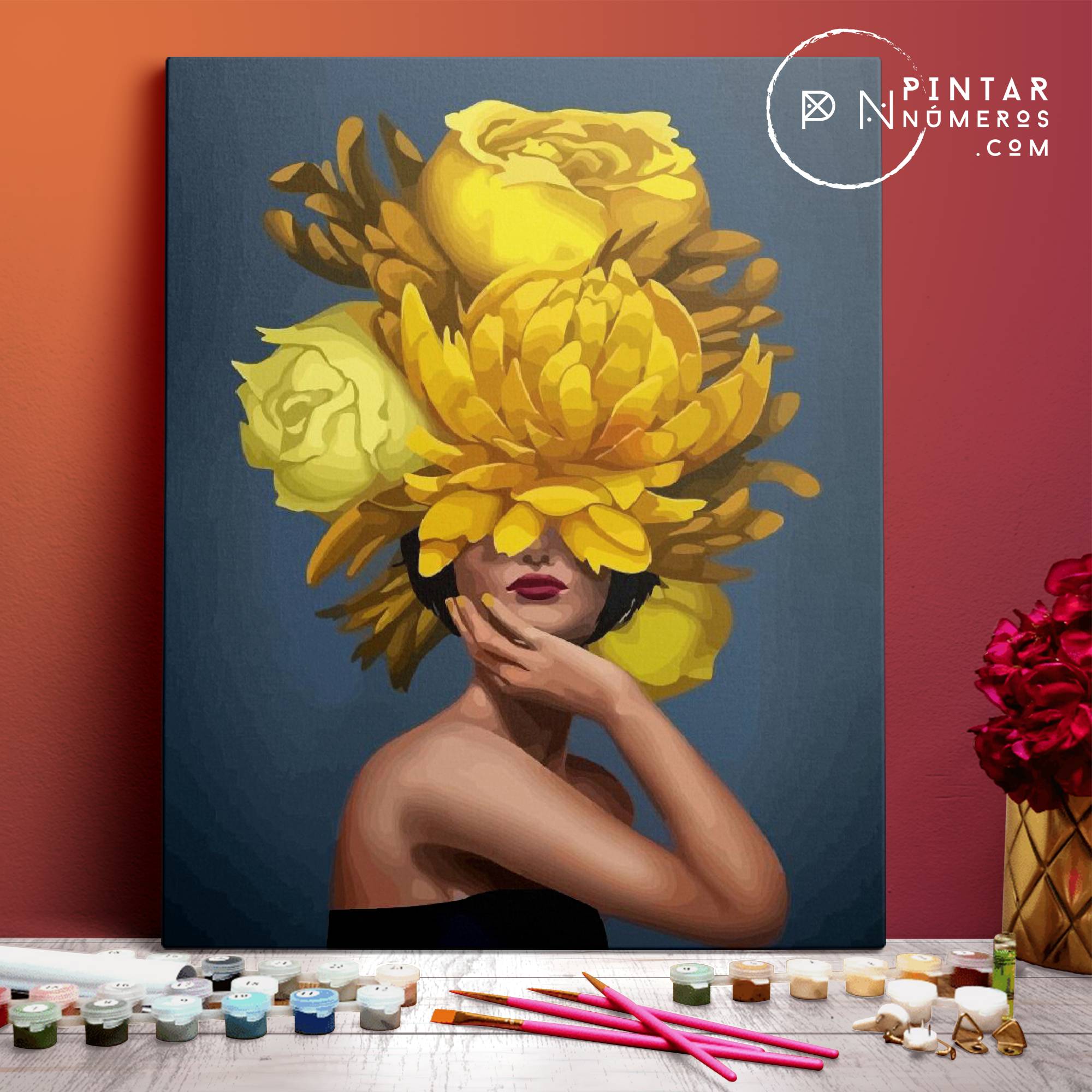 Mujer con flor amarilla -  Pintar Números®